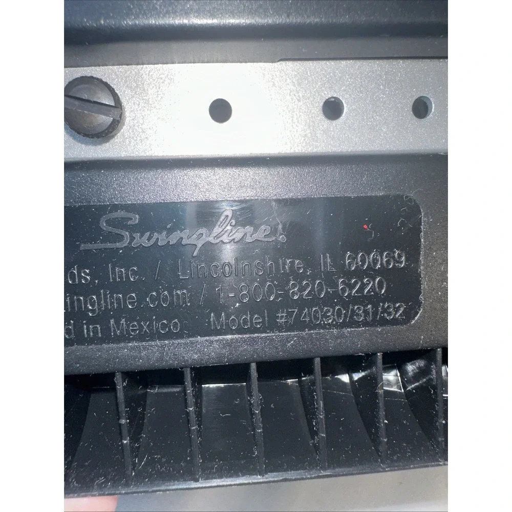 Swingline Hole Punch Model 74030/31/32 Heavy Duty Cuts through 20 Sheets